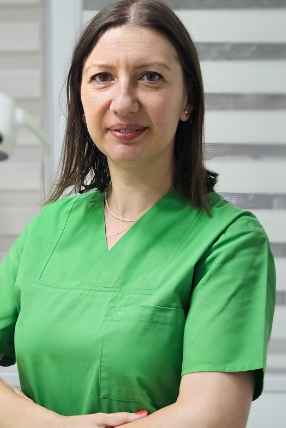 Dr. Alexandra Nicolescu